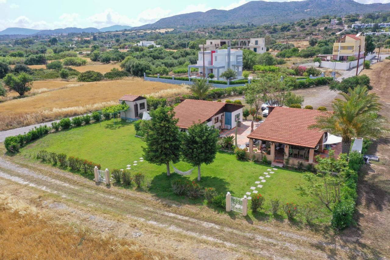 Ilaira Sea View Bungalow Gennadi Esterno foto